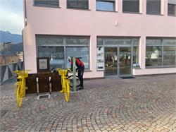 Kostenlose Ladestation für E-Bikes und Radwerkstatt in Auer