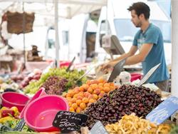 Kleiner Wochenmarkt Meran