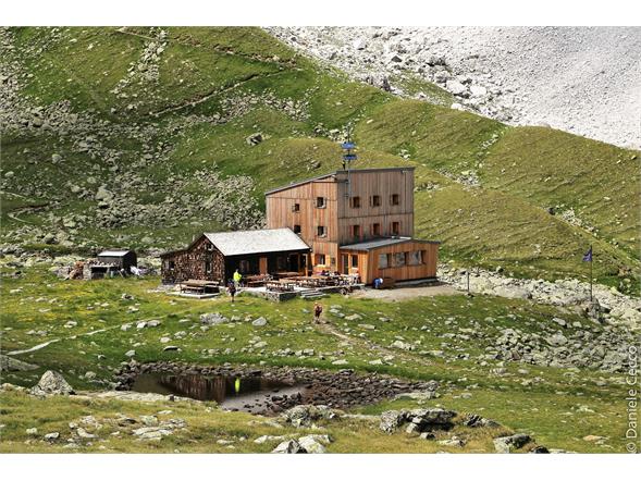 alpine hut Tribulaun