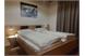 Schlafzimmer Doppelbett + Einzelbett