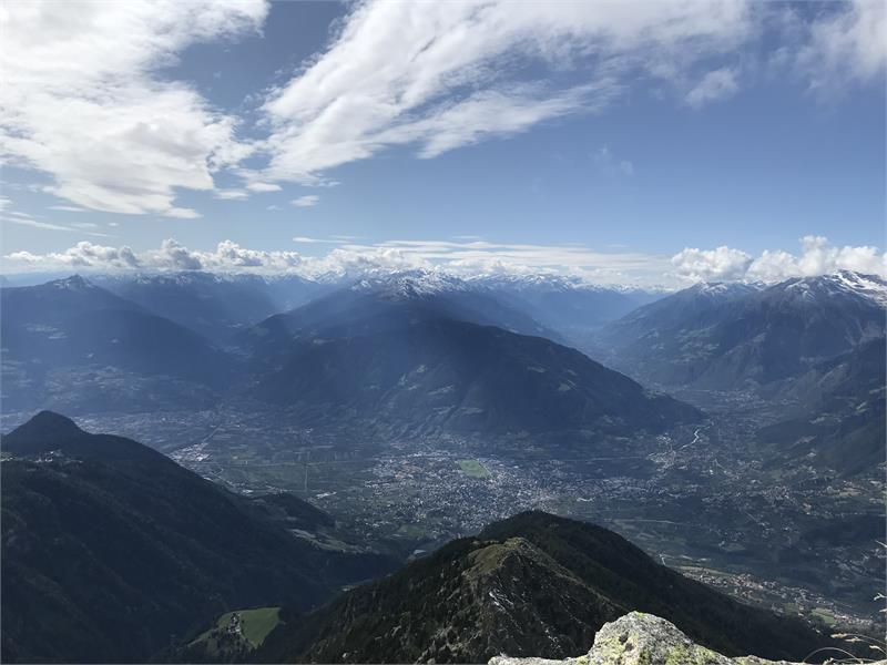 Ausblick vom Ifinger - Naturchalet Piz Aich in Hafling, Südtirol