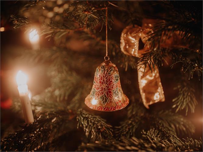 „Kling, Glöckchen…“: weihnachtlich-besinnliche Fackelwanderung in Ratschings