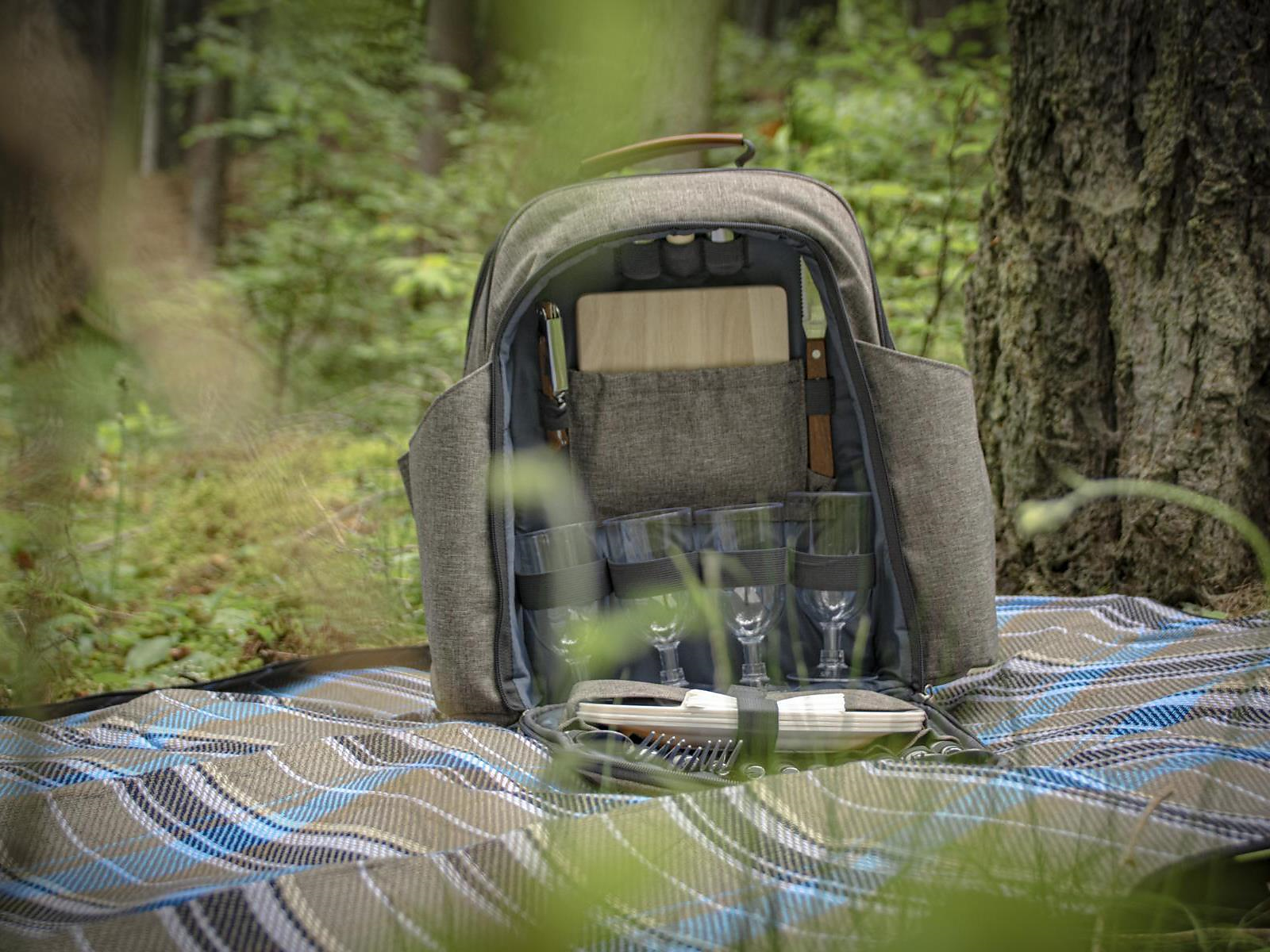 Cucina contadina: Picnic al Brünnl Parcines 1 suedtirol.info