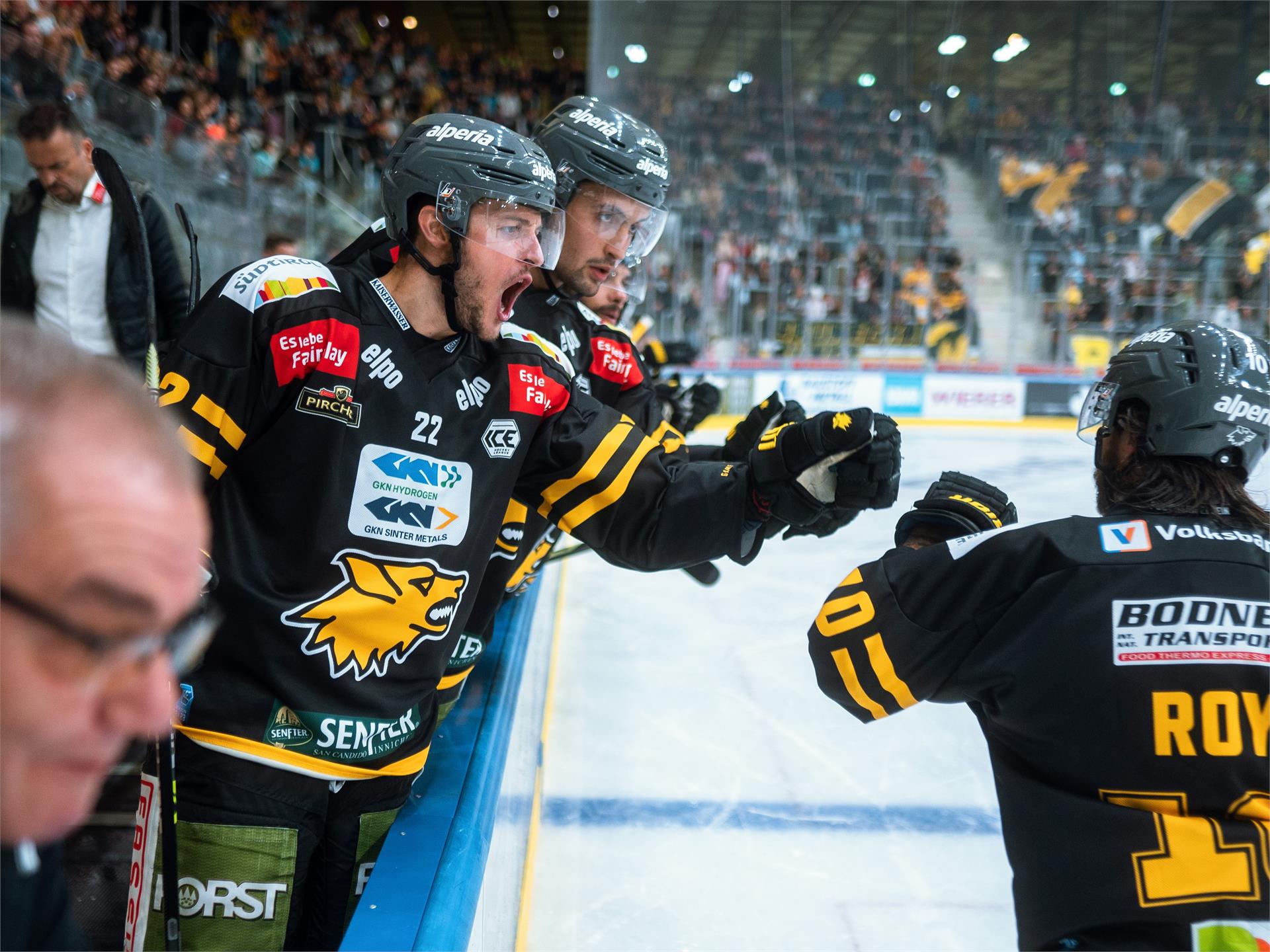 Eishockeyspiel: HC Pustertal - HC TIWAG Innsbruck - Die Haie