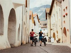 Bike and culture – cycling tour into the past
