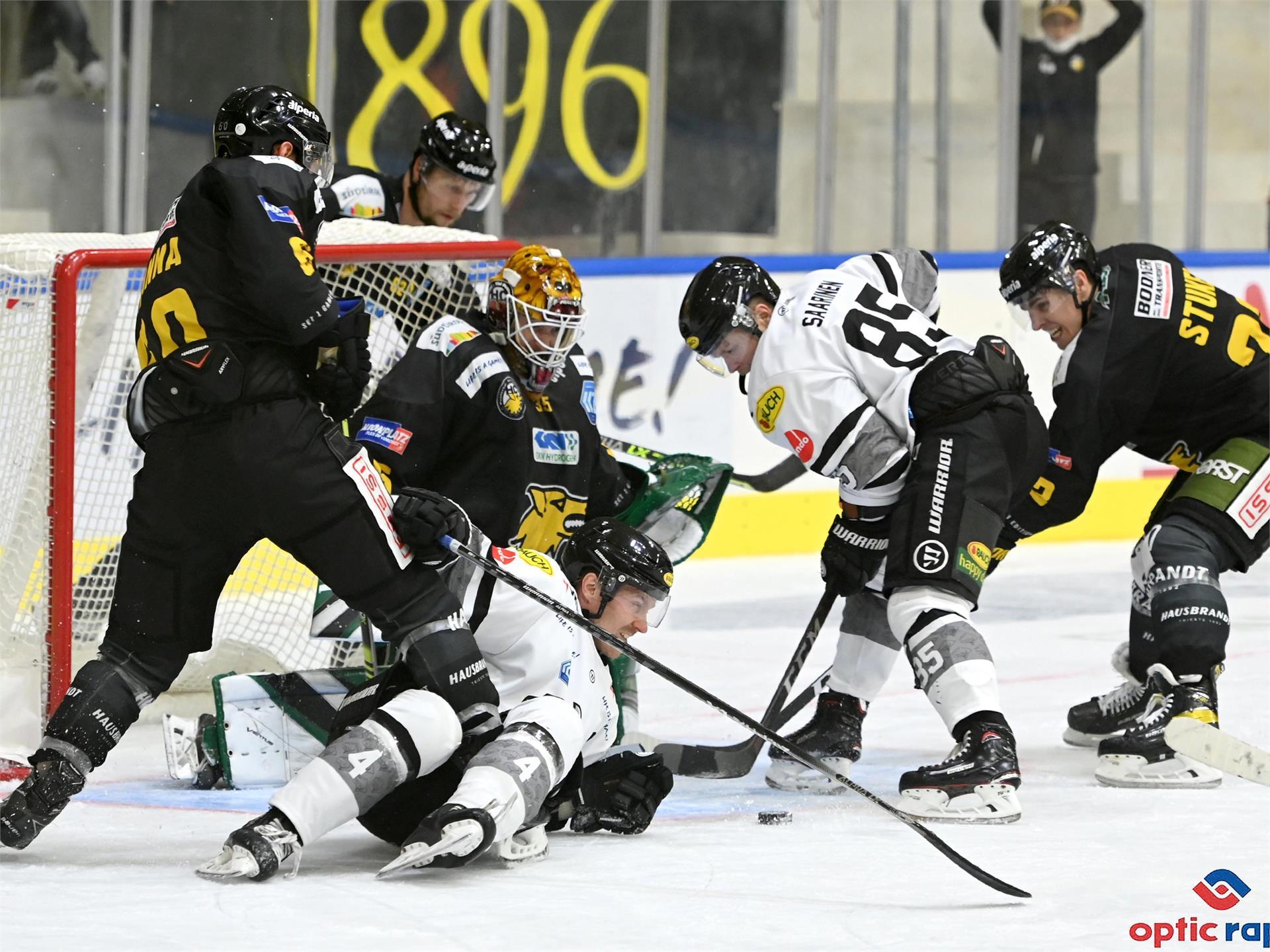 Eishockeyspiel: HC Pustertal - Bietigheim Steelers (DEL, GER)