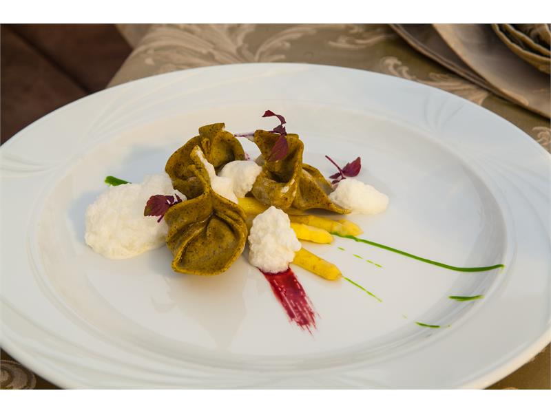 Our Junior Chef Andreas will spoil you with mediterranean kitchen and traditional specialities
