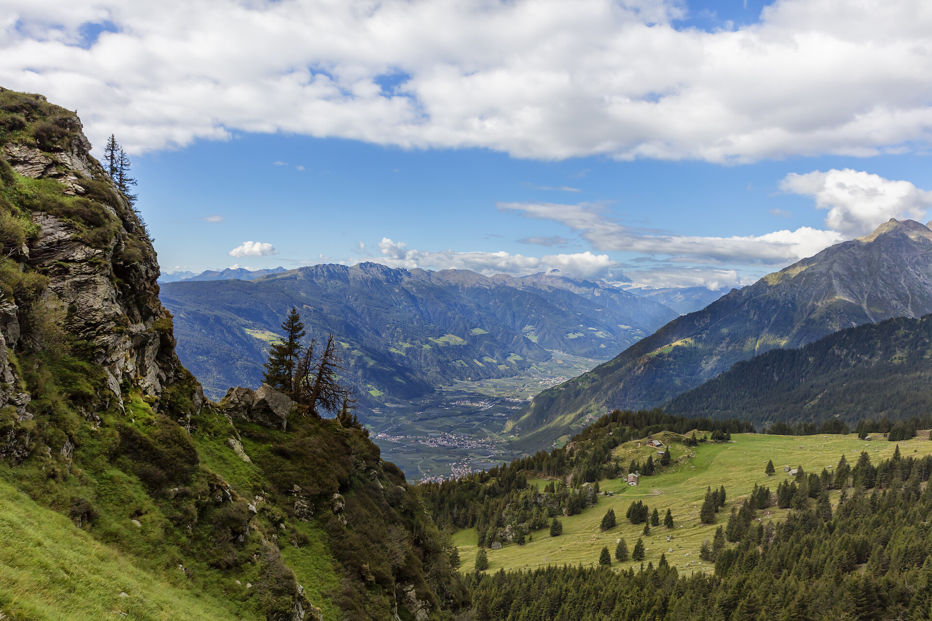 Leiter Alm mountain hut – Taufenscharte pass – Mutspitze peak – Mutkopf restaurant – Steinegg restaurant – Leiter Alm mountain hut