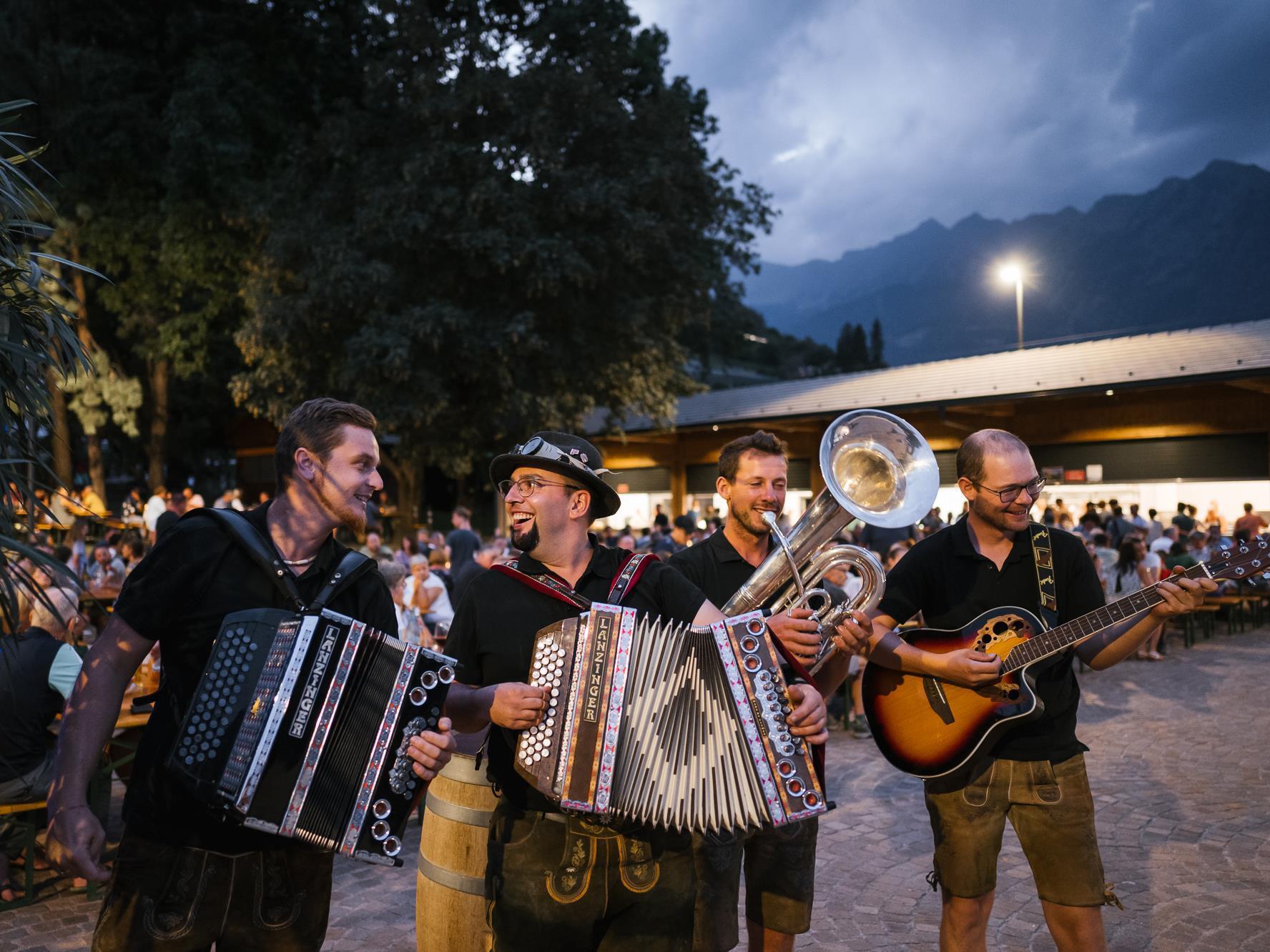 Taller & Tuba Marling/Marlengo 2 suedtirol.info