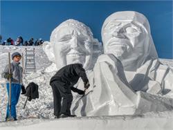 Internationales SchneeSkulpturen - Festival am Klausberg