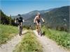 Escursioni con la bici nel parco naturale Monte Corno