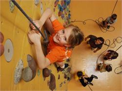 Climbing for children in the Rockarena Merano: 