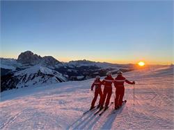 Magic Sunset Skiing