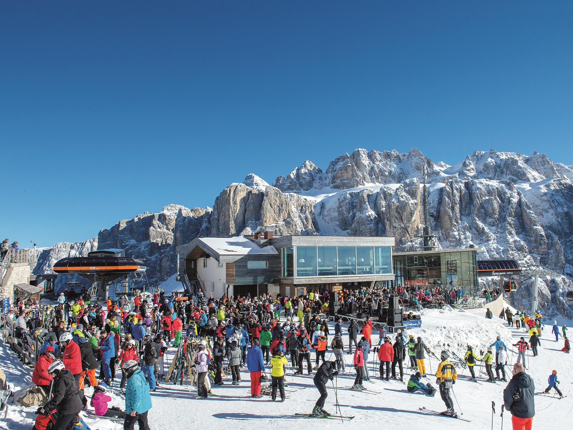 Rock the Dolomites: Biker Sisters of Rock Selva 3 suedtirol.info