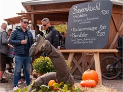 Schenner Bauernkuchl auf dem Raiffeisenplatz Schenna