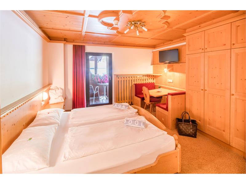 2-4 persons double room with 1-2 extra beds