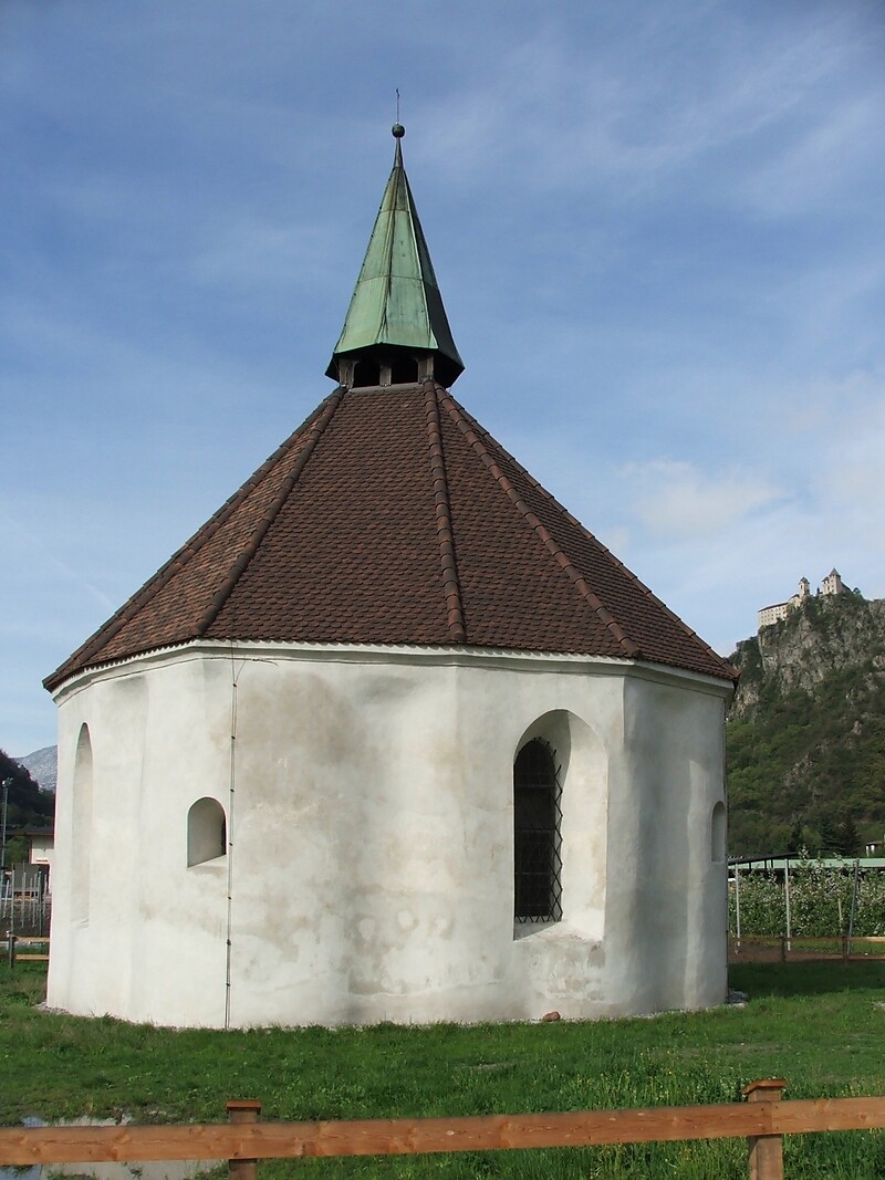 Spitalskirche in Klausen