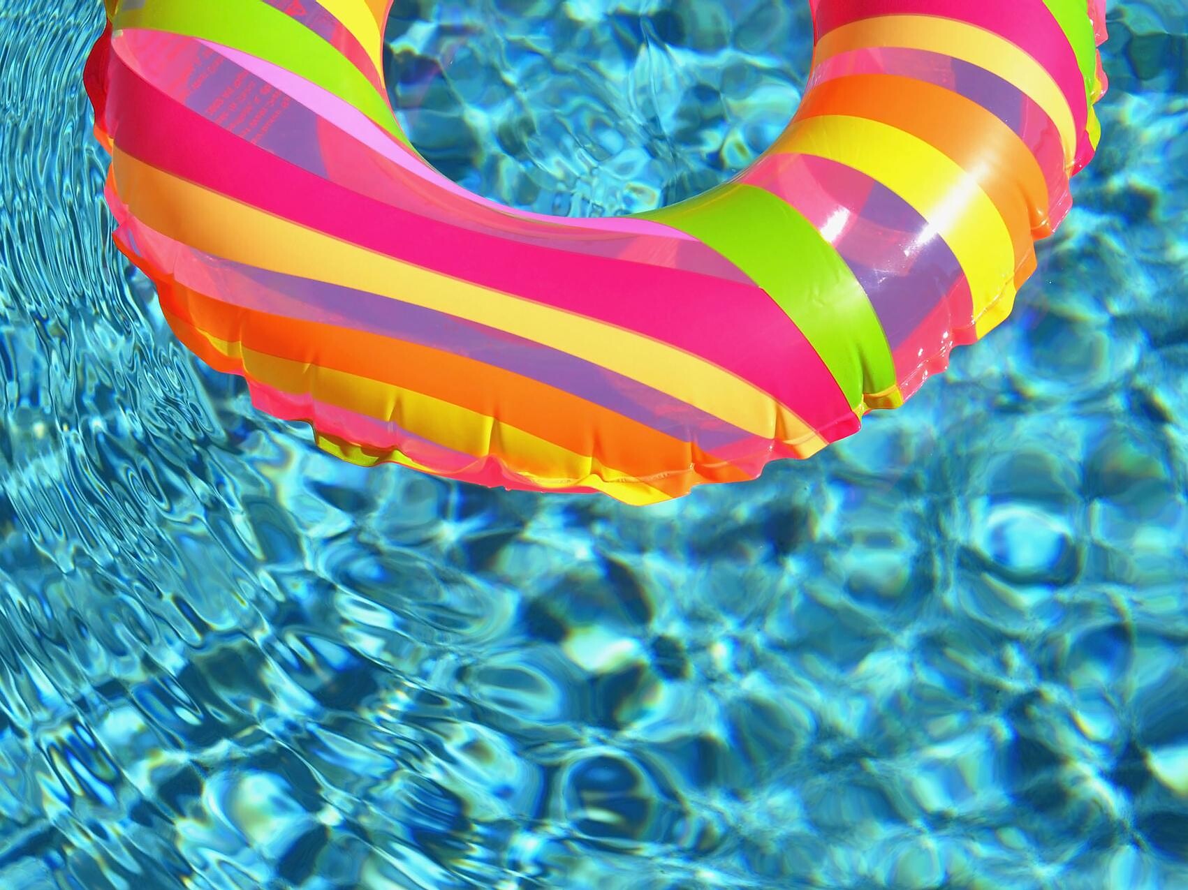 Leifers/Laives municipal outdoor swimming pool 