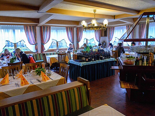 Gasthof Neuwirt dining room