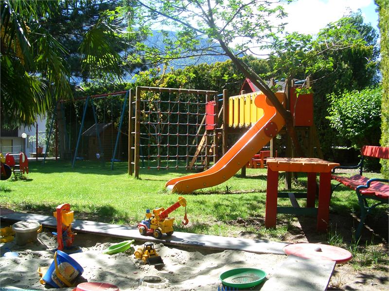 Zea Curtis, playground