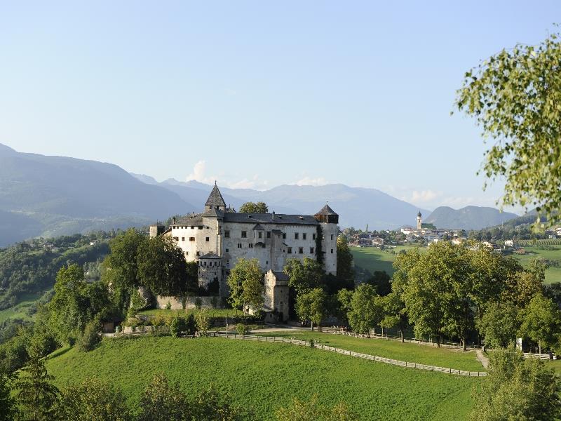 Castle Prösels- Schantlhof, Fié allo Sciliar