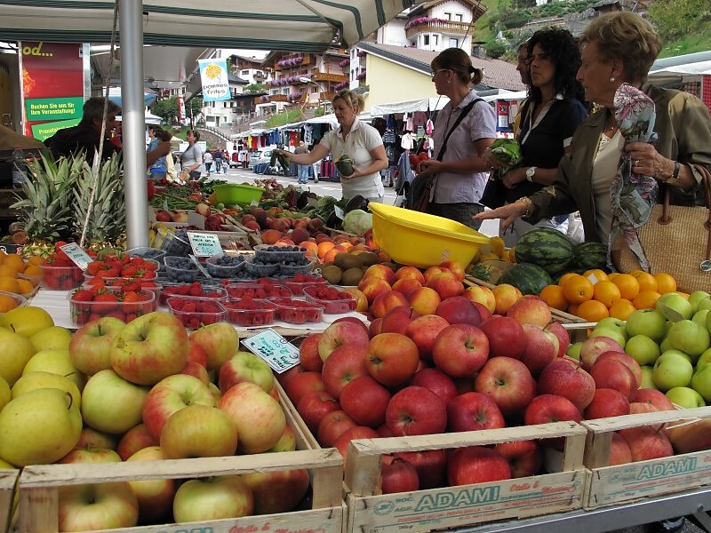 Mercato a S. Cristina