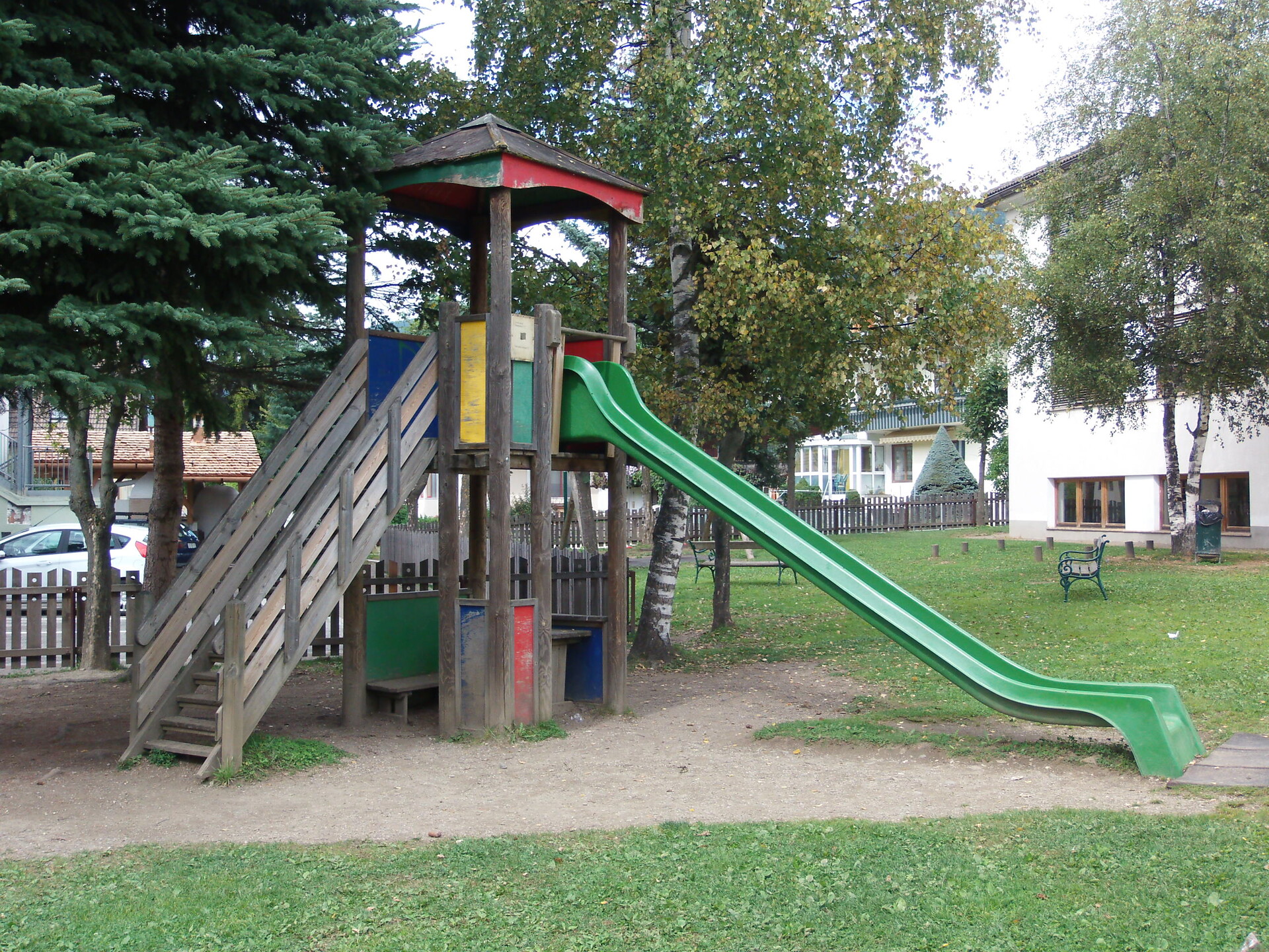 Spielplatz Grundschule