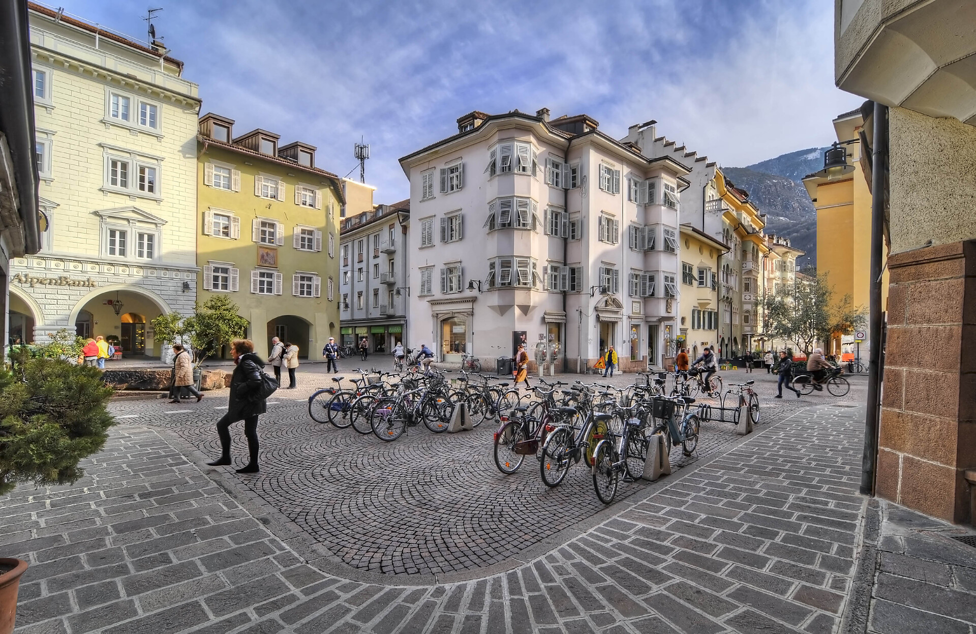 Piazza del Grano a Bolzano/Kornplatz in Bozen
