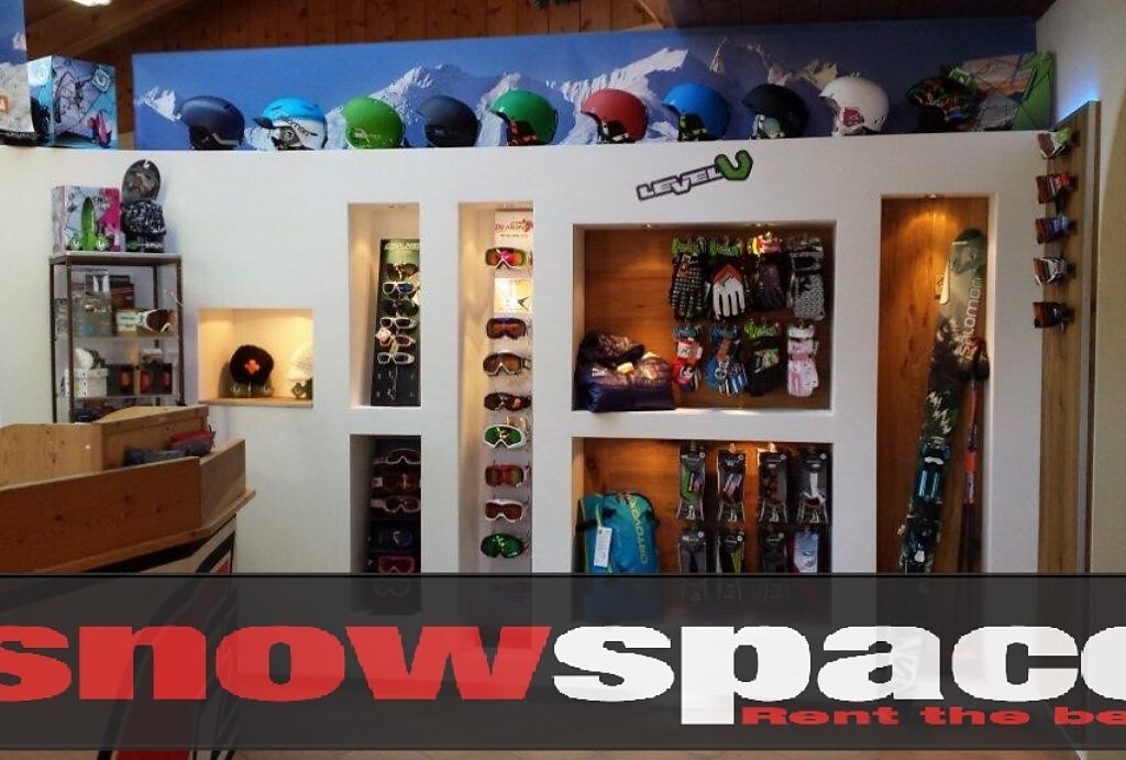 Ski rental Snowspace