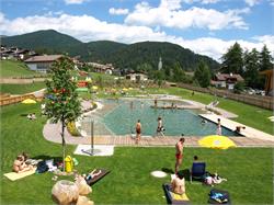 Natural bathing lake Dobbiaco/Toblach