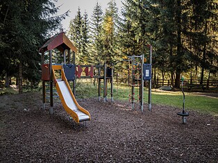 Childrens playground Neumannwaldile