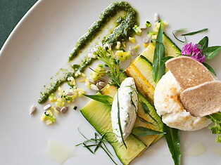 Kräuterrestaurant Arcana - Zucchinicarpaccio mit gratiniertem Ziegenkäse