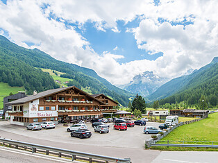 Hotel Bacher Rein in Taufers Riva di Tures