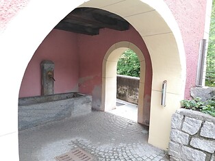 Fountain Pfisterhaus