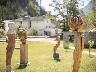 Parco sculture Lutago