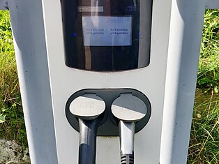 Stazione di ricarica per veicoli elettrici (2 x 22kW, tipo 2)