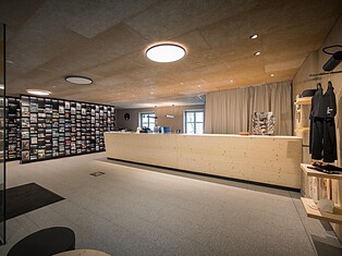 Tourist Info Steinhaus/Cadipietra