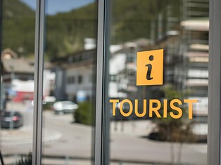 Tourist Info Luttach