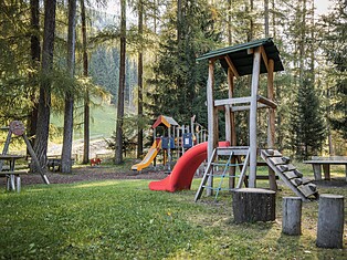 Childrens playground Neumannwaldile