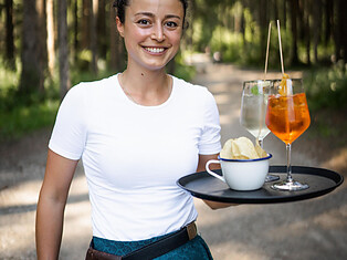 Rivas Wasserfallbar Bistro