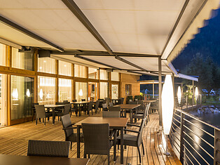 Thara See Lounge