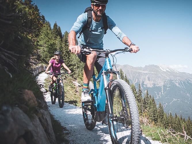 Guided e-bike alpine Tour in Ratschings