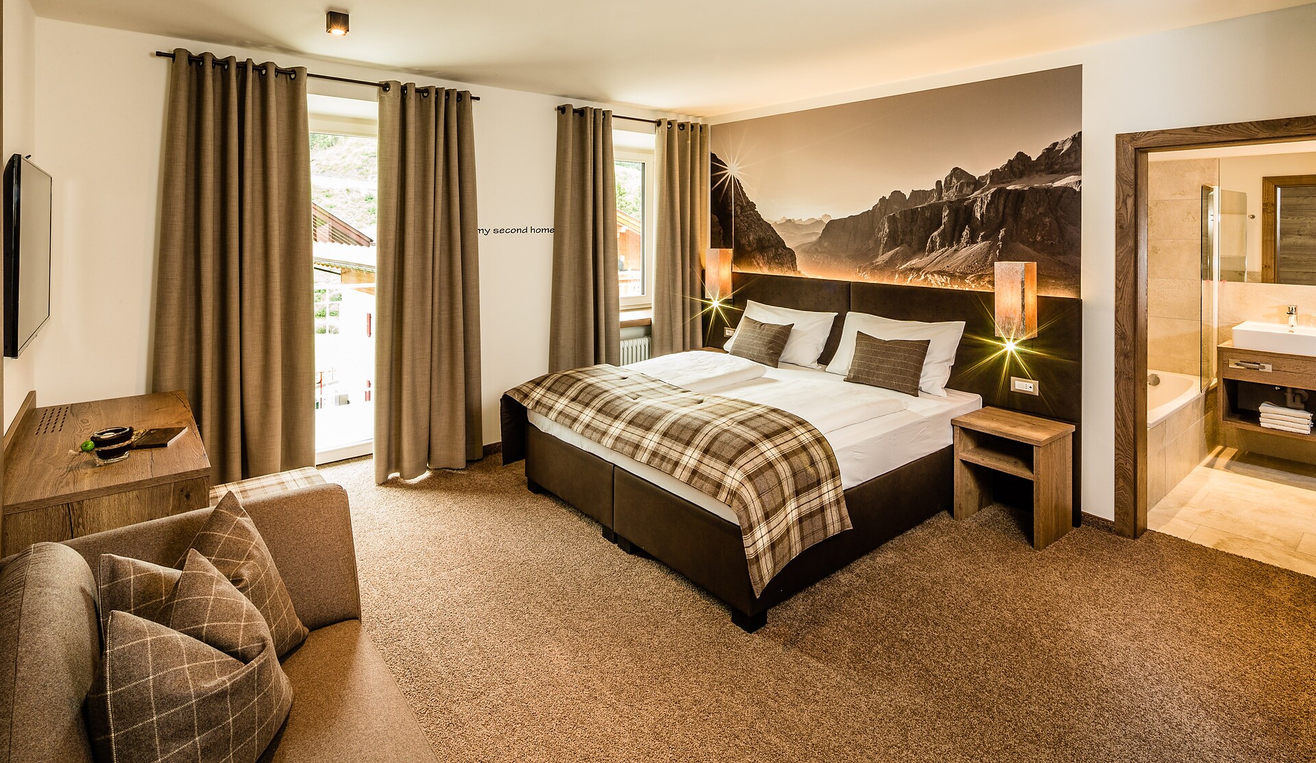 Superior Plus room