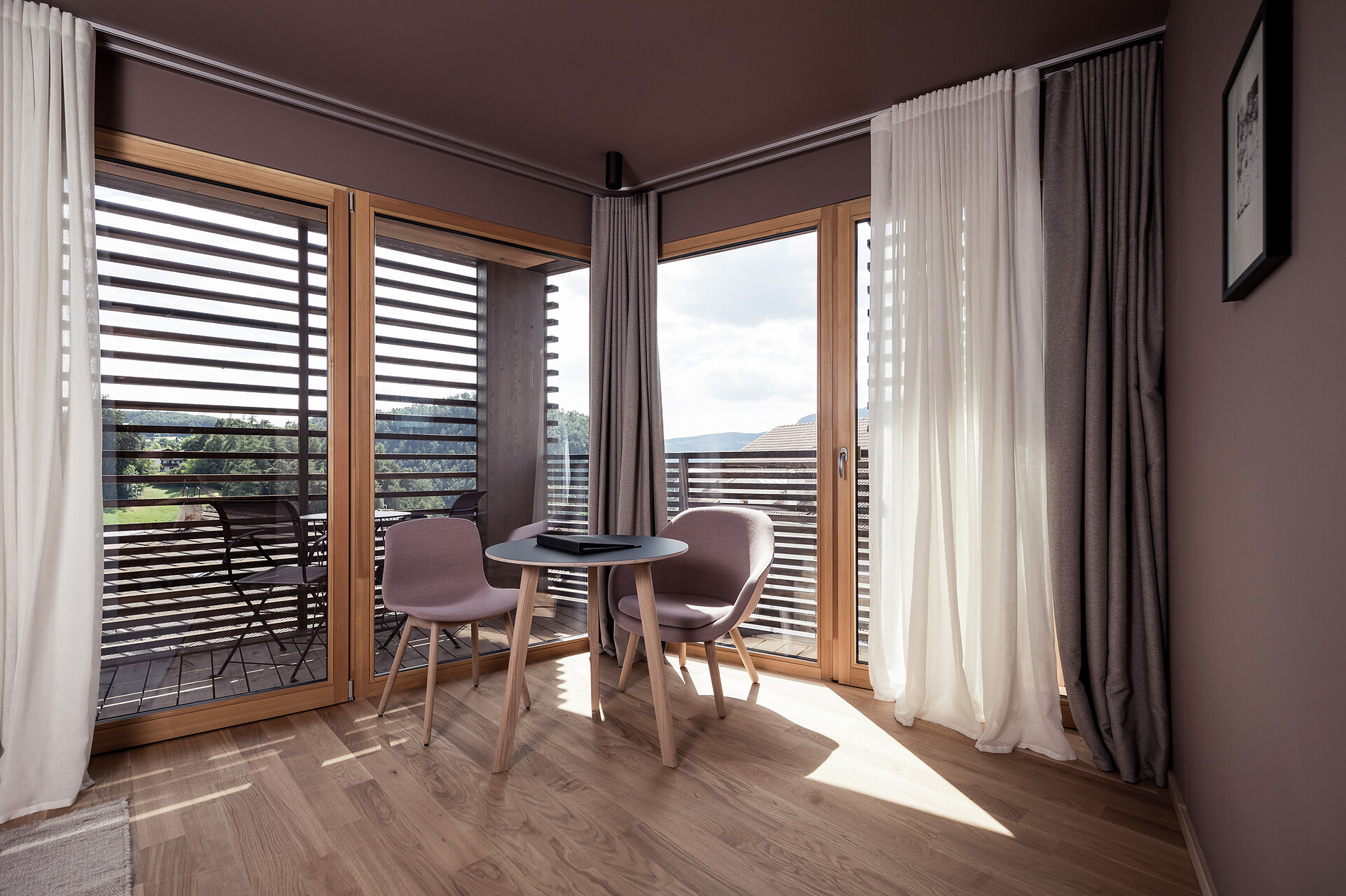 Lampl Suite