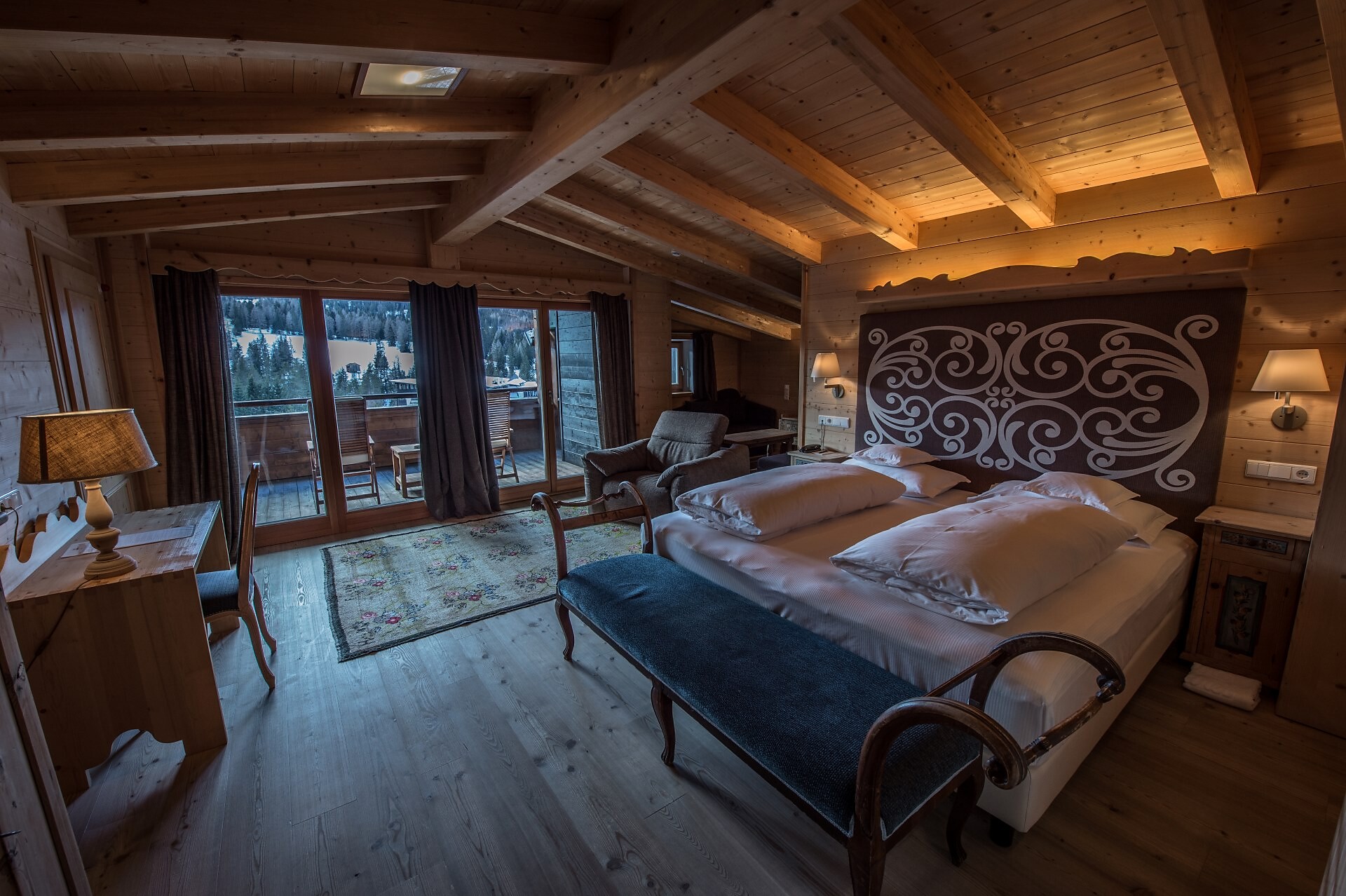SUITE SALARES