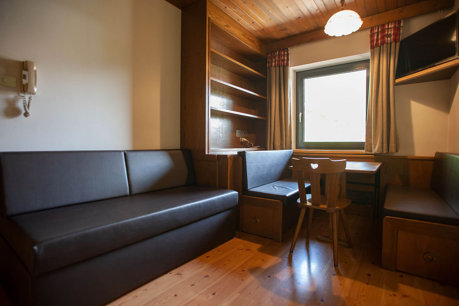Waldruh mansard without balcony (2-3 people)