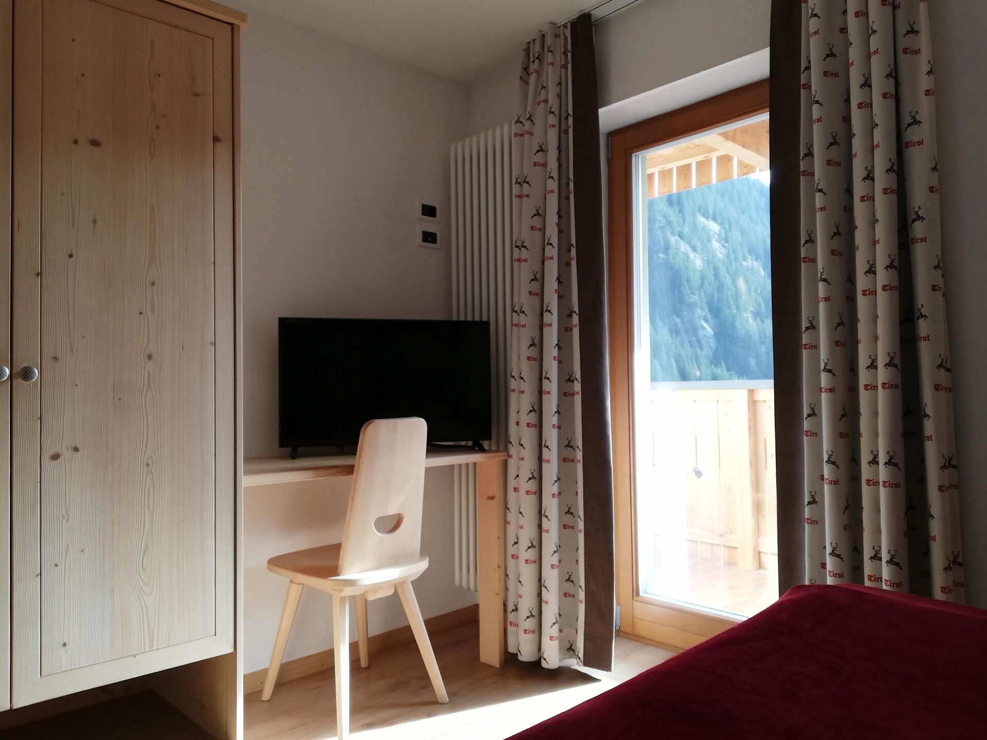 Single room with balcony