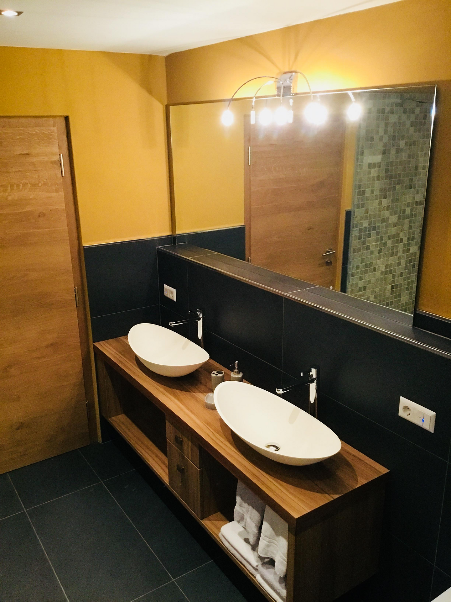 Apartment Lehm