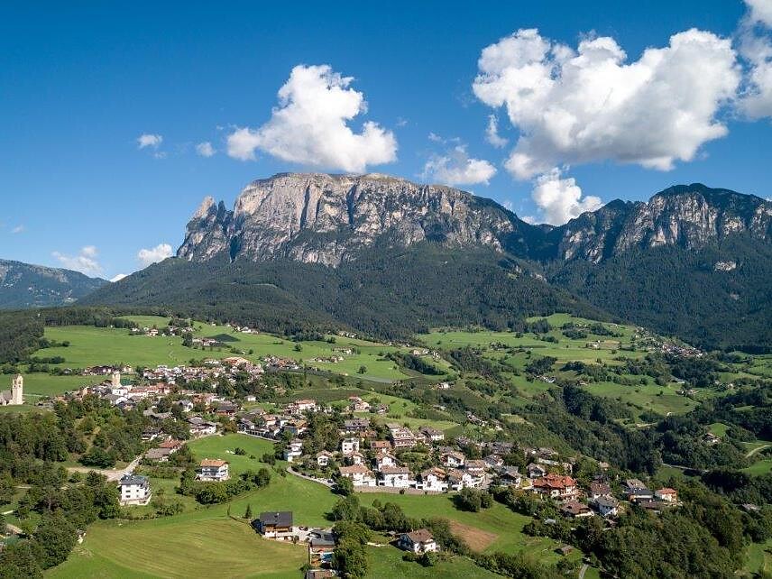 Patronal day: Holy mass, procession, pageant and feast - Dolomites Region Seiser Alm - #2 - suedtirol.info