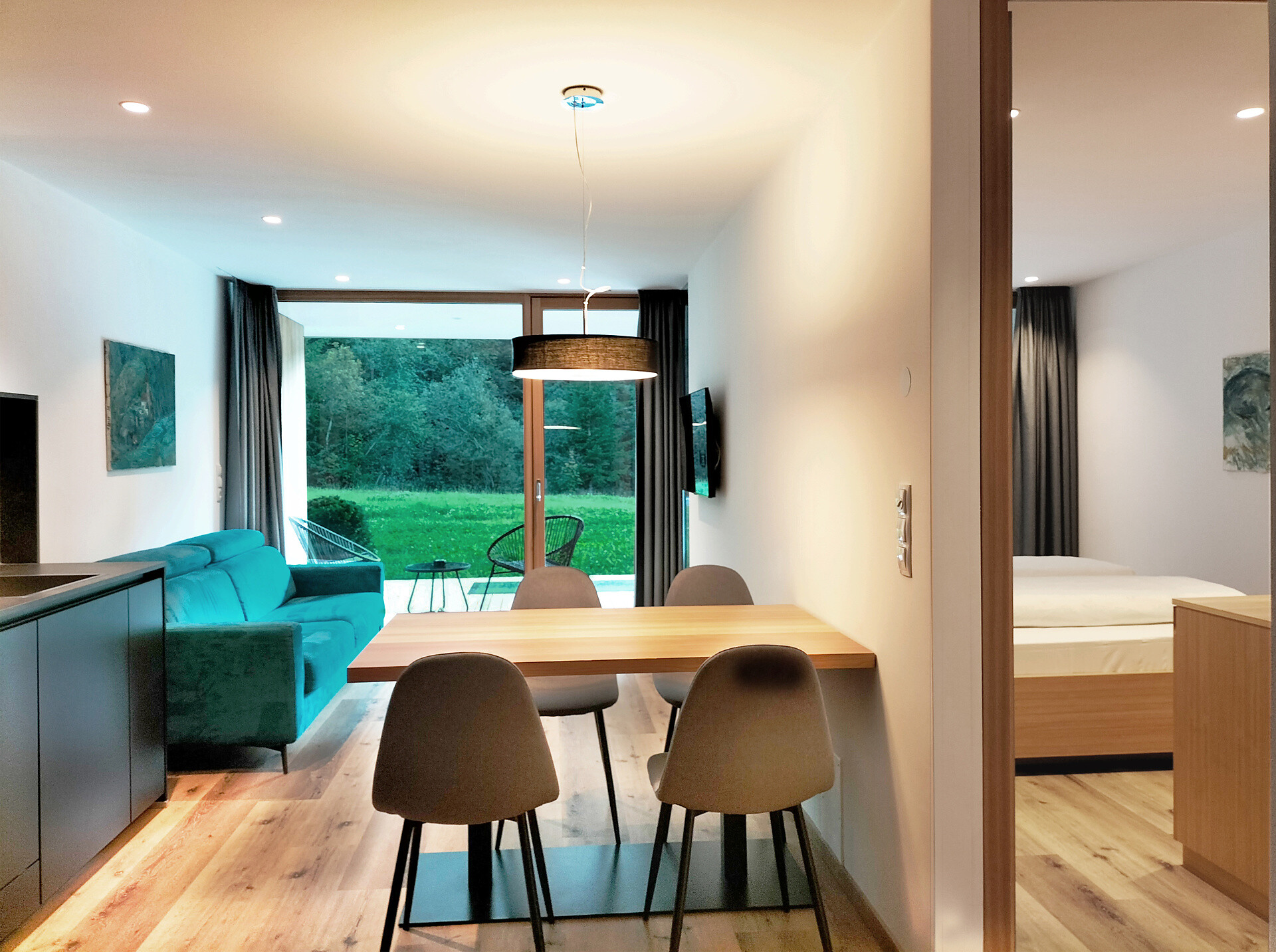 Appartamento con 1 camera da letto e terrazzo